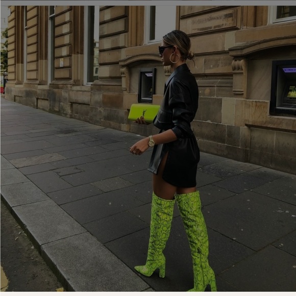 Zara leather shirt with belt - Picture 4 of 6